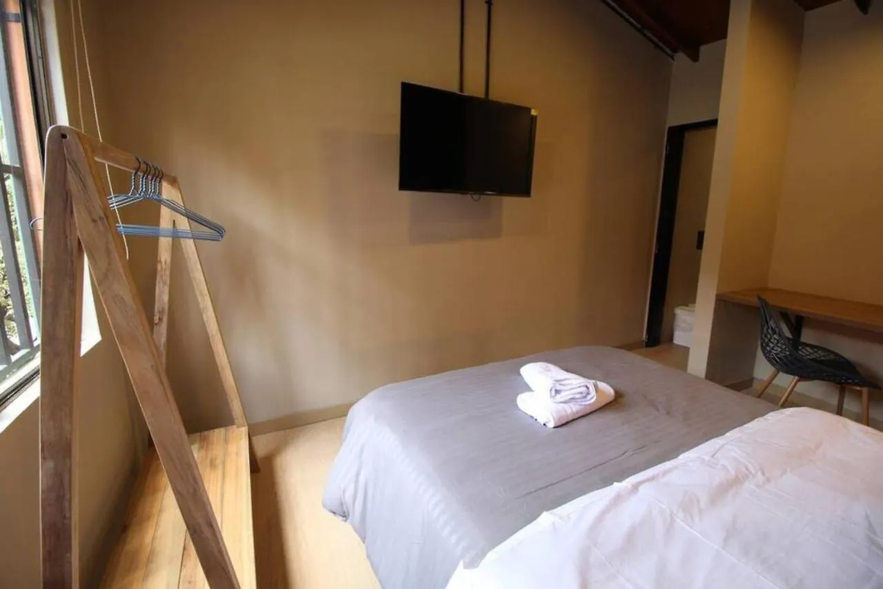 Apartment Apartamento Con Parqueadero En Medellin -One201 By Roots Rentals Colombia